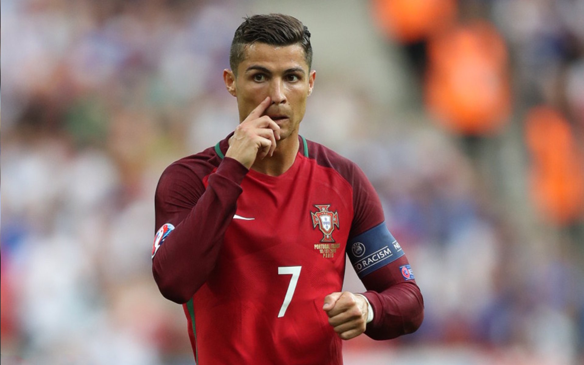 开云体育2026-F1街道赛之夜，伦纳德关键进球定乾坤，当轰鸣与寂静在命运十字路口相撞  第2张